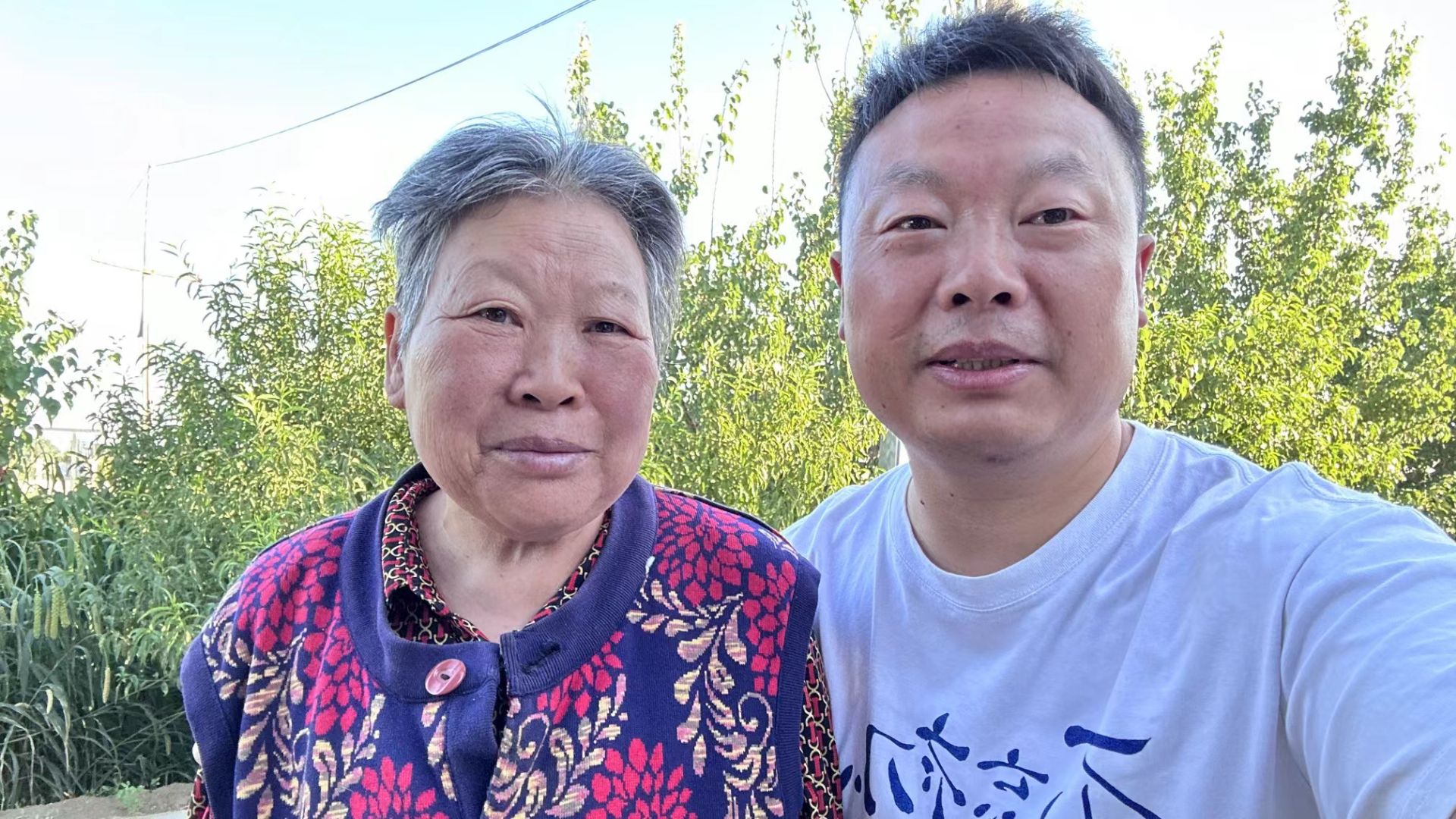 母愛(ài)如翼，共赴萬(wàn)里征程？